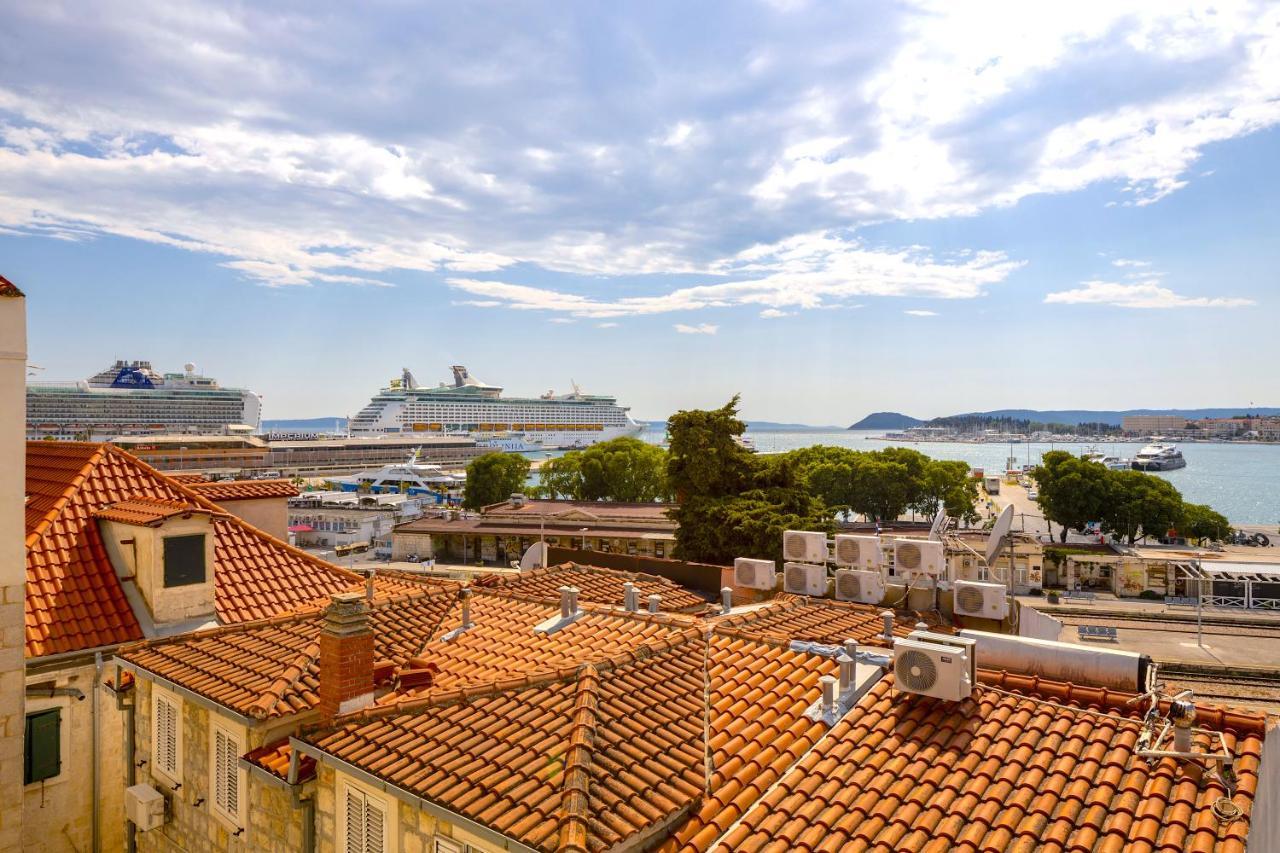 Luxury Apartment Olavia Rooftop Terrace & Seaview Split Eksteriør bilde