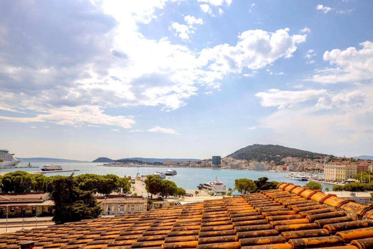 Luxury Apartment Olavia Rooftop Terrace & Seaview Split Eksteriør bilde
