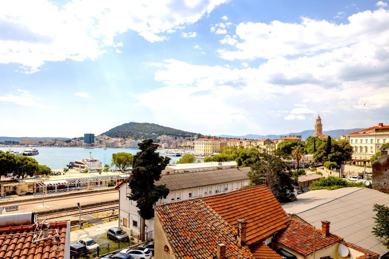 Luxury Apartment Olavia Rooftop Terrace & Seaview Split Eksteriør bilde