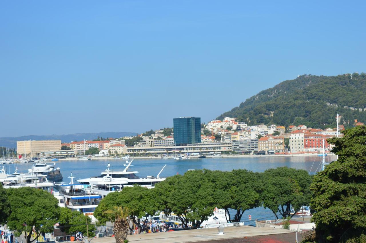 Luxury Apartment Olavia Rooftop Terrace & Seaview Split Eksteriør bilde